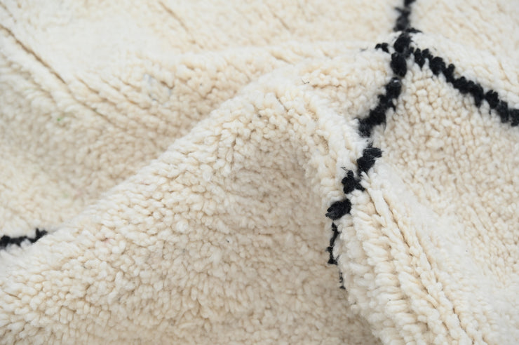LARGE Beni Ouarain Rug, 305 x 210 cm, GO-764