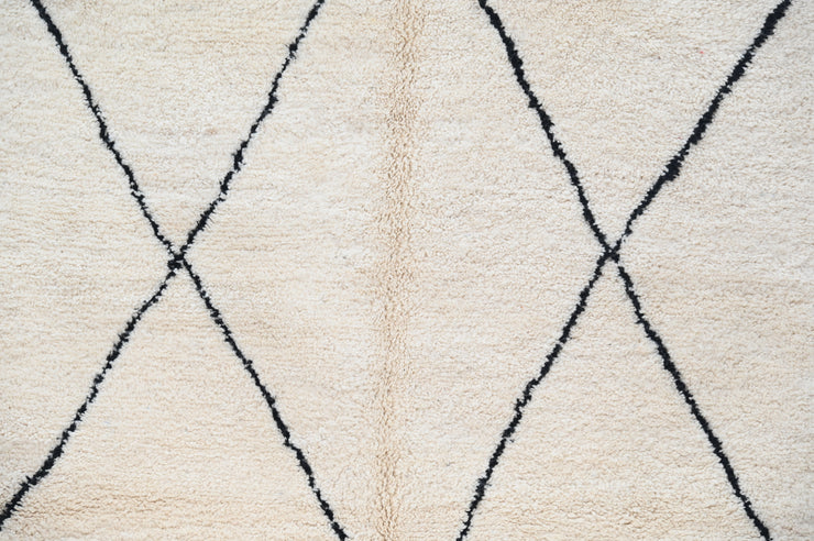 LARGE Beni Ouarain Rug, 310 x 205 cm, GO-765