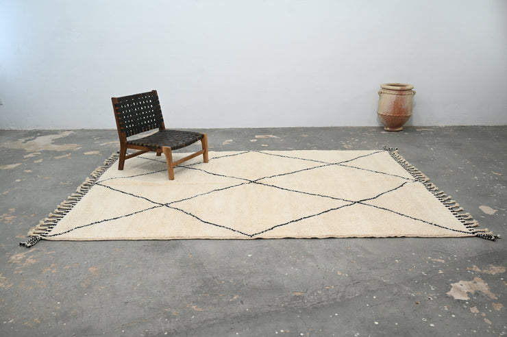 LARGE Beni Ouarain Rug, 310 x 210 cm, GO-767