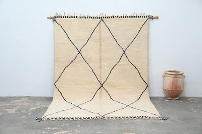 LARGE Beni Ouarain Rug, 310 x 210 cm, GO-767