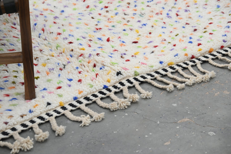 Handmade Azilal Rug, 255 x 165 cm, AZO-652