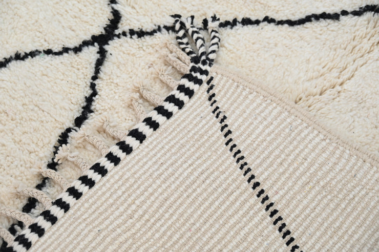 Beni Ouarain Rug, 245 x 160 cm, AZO-654