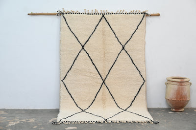 Beni Ouarain Rug, 245 x 160 cm, AZO-656