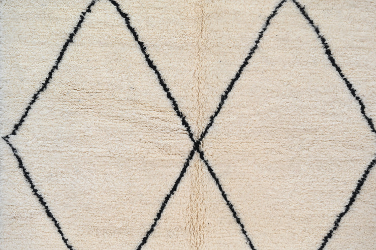 Beni Ouarain Rug, 245 x 160 cm, AZO-656