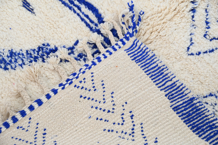 Handmade Azilal Rug, 240 x 160 cm, AZO-657