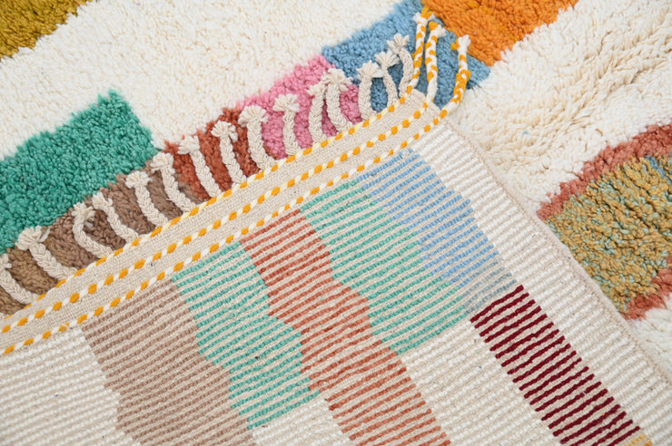 Handmade Azilal Rug, 250 x 165 cm, AZO-658