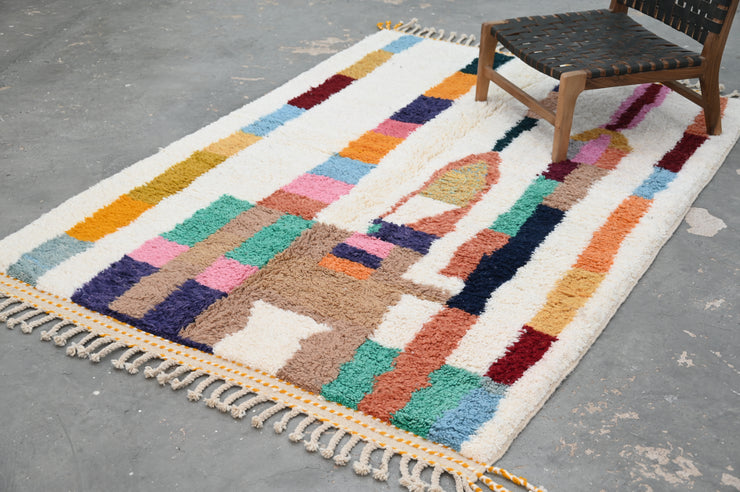 Handmade Azilal Rug, 250 x 165 cm, AZO-658