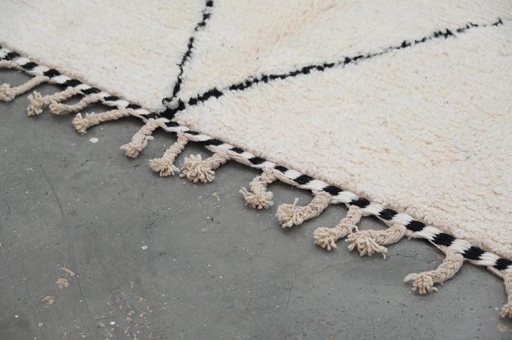 Beni Ouarain Rug, 250 x 160 cm, AZO-662