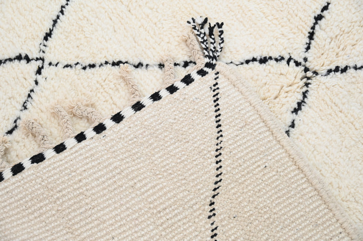 Beni Ouarain Rug, 250 x 160 cm, AZO-662