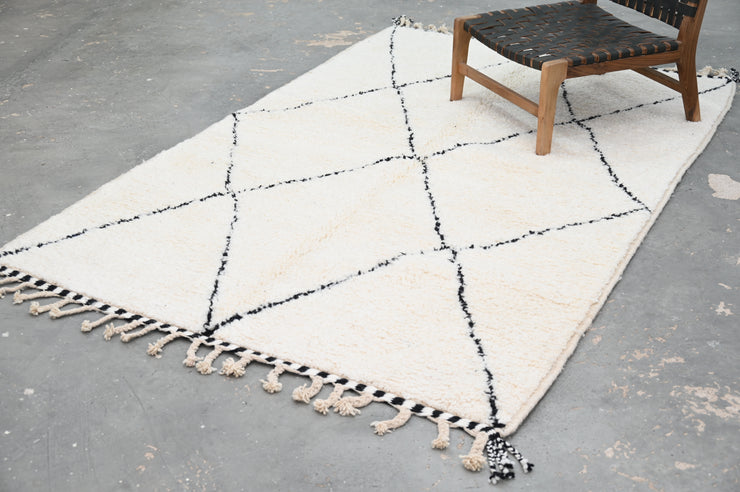 Beni Ouarain Rug, 250 x 160 cm, AZO-662