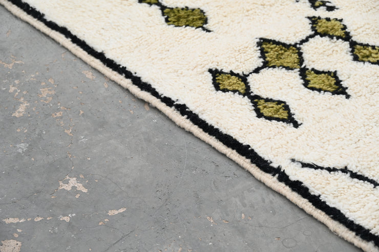 Handmade Azilal Rug, 260 x 160 cm, AZO-663