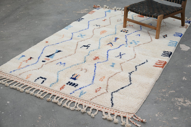 Handmade Azilal Rug, 260 x 165 cm, AZO-664