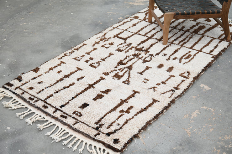 Tapis Beni Ouarain, 235 x 120 cm, AZO-670