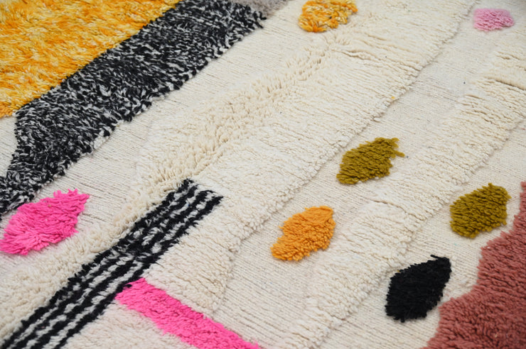 Tappeto Azilal Fatto a Mano, 245 x 160 cm, AZO-675