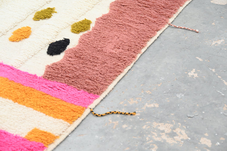 Tappeto Azilal Fatto a Mano, 245 x 160 cm, AZO-675