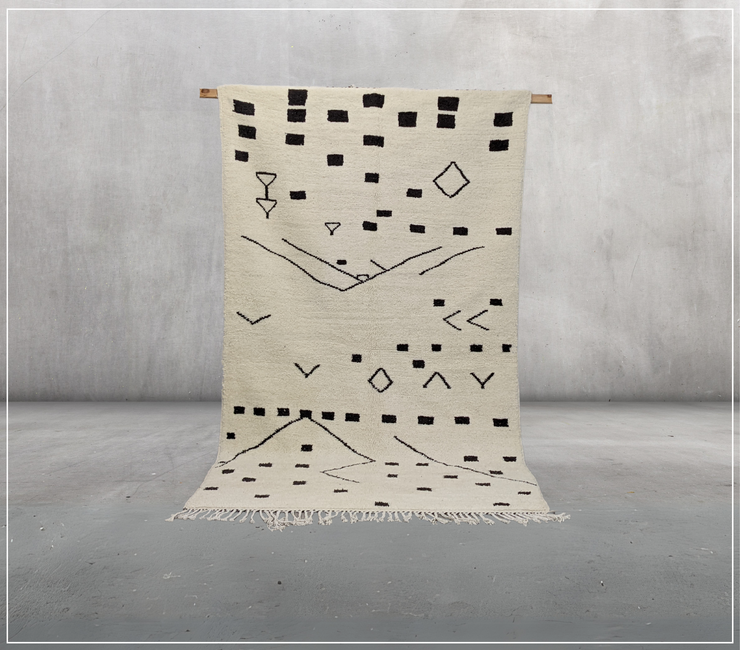 Handmade Beni Ouarain Rug, 230 x 150 cm || 7,55 x 4,92 feet,  AZ-218
