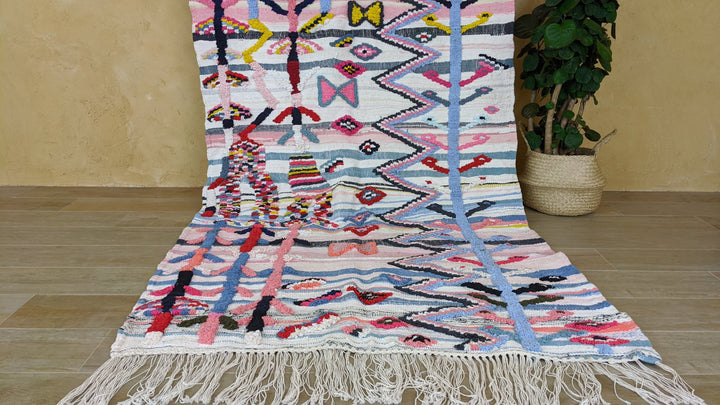 Boucherouite Rug, 230 x 133 cm || 7.55 x 4.36 feet
