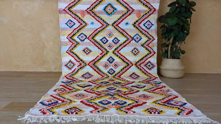 Boucherouite Rug, 225 x 127 cm || 7.38 x 4.17 feet