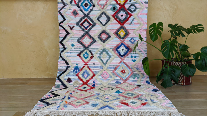 Boucherouite Rug, 210 x 123 cm || 6.89 x 4.04 feet