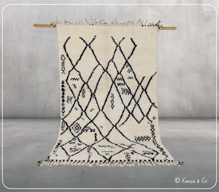 Beni Ouarain Rug, 245 x 155 cm || 8,04 x 5,09 feet, MS-300