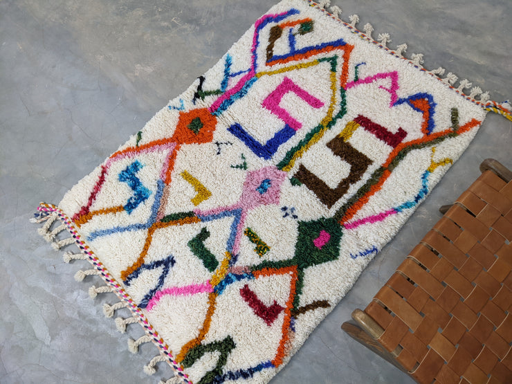 Handmade Azilal Rug, 155 x 105 cm || 5,09 x 3,44 feet,  P-165-R