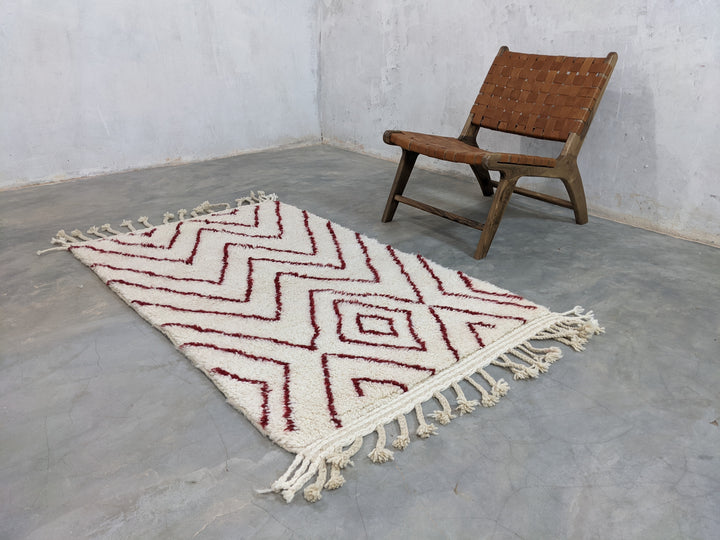 Beni Ouarain-teppe, 165 x 100 cm || 5,41 x 3,28 fot, P-161