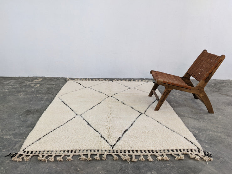 Beni Ouarain Rug, 250 x 165 cm || 8,2 x 5,41 feet, MS-325