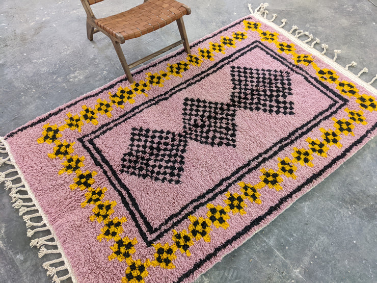 Handmade Azilal Rug, 240 x 155 cm || 7,87 x 5,09 feet, MS-327