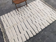 Beni Ouarain Rug, 250 x 165 cm || 8,2 x 5,41 feet, MS-332