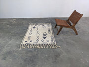 Beni Ouarain Rug, 155 x 105 cm || 5,09 x 3,44 feet, P-168