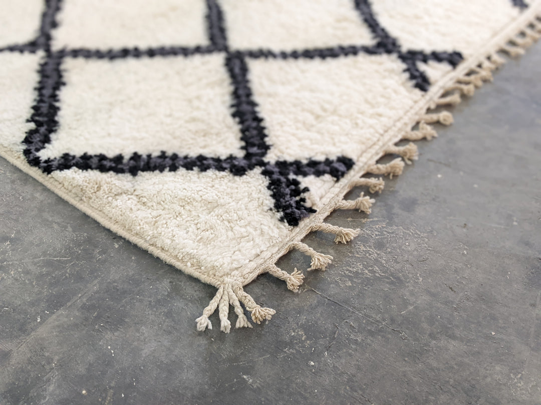 LARGE Beni Ouarain Rug, 280 x 205 cm, One-of-a-Kind Moroccan Rugs