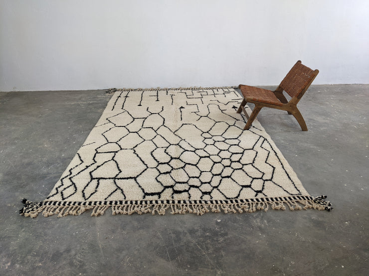 SUURI Beni Ouarain -matto, 320 x 215 cm || 10,5 x 7,05 jalkaa, G-378