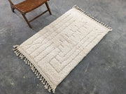 Beni Ouarain Rug, 155 x 105 cm || 5,09 x 3,44 feet, P-179