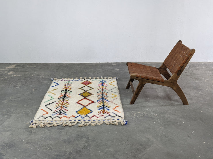 Handmade Azilal Rug, 155 x 105 cm || 5,09 x 3,44 feet, P-201