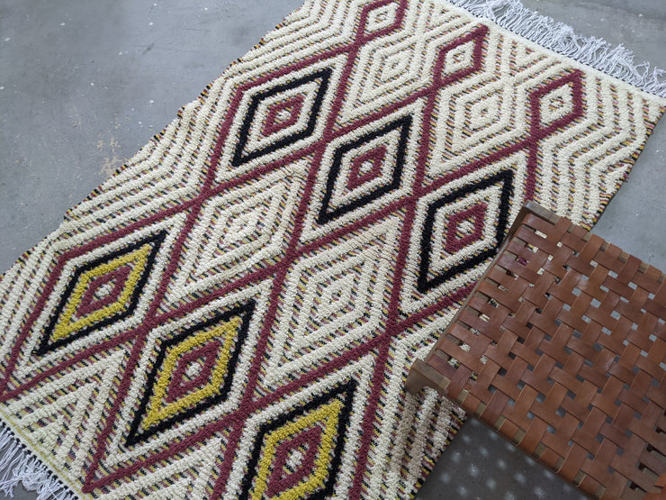 Handmade Azilal Rug, 235 x 154 cm, AZO-313