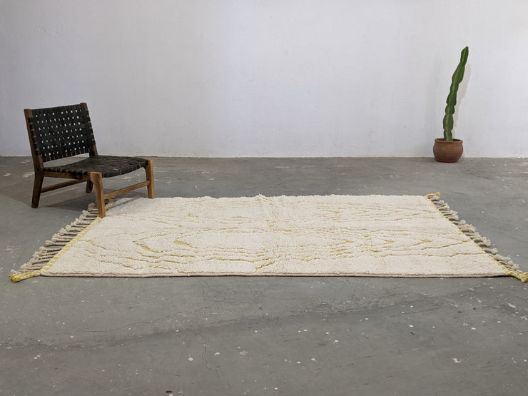 Handmade Azilal Rug, 250 x 165 cm, AZO-368