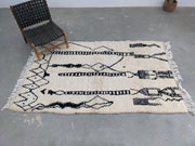 Handmade Azilal Rug, 235 x 150 cm, AZO-406