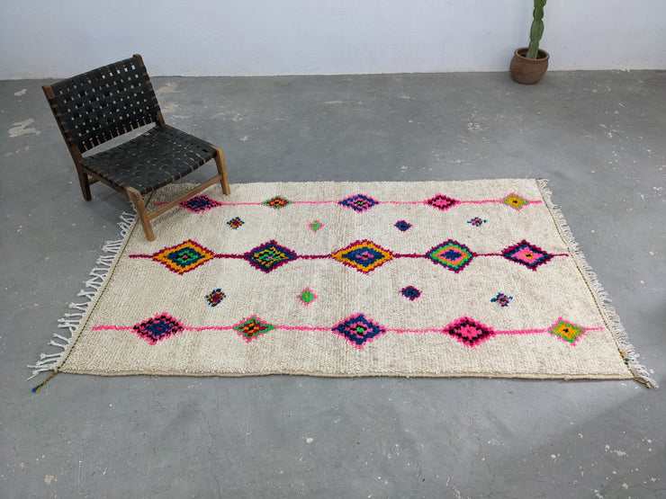 Handmade Azilal Rug, 250 x 150 cm, AZO-407