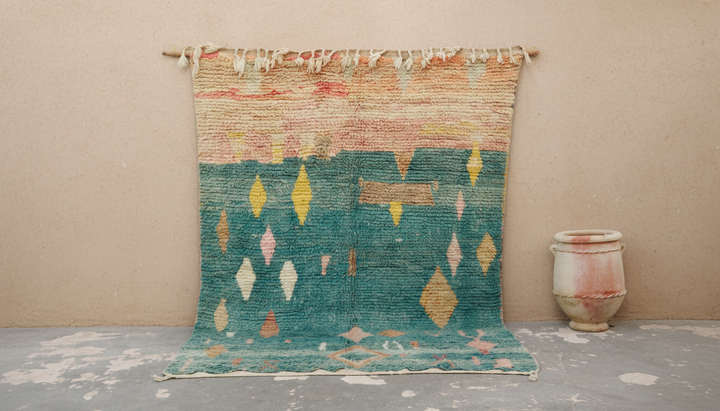 Großer Azilal-Teppich 285×200 – Handgefertigter Pastell-Berberteppich, GO-988