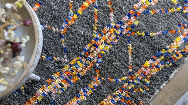 Handmade Azilal rug, 230 x 130 cm || 7.55 x 4.27 feet - KENZA & CO