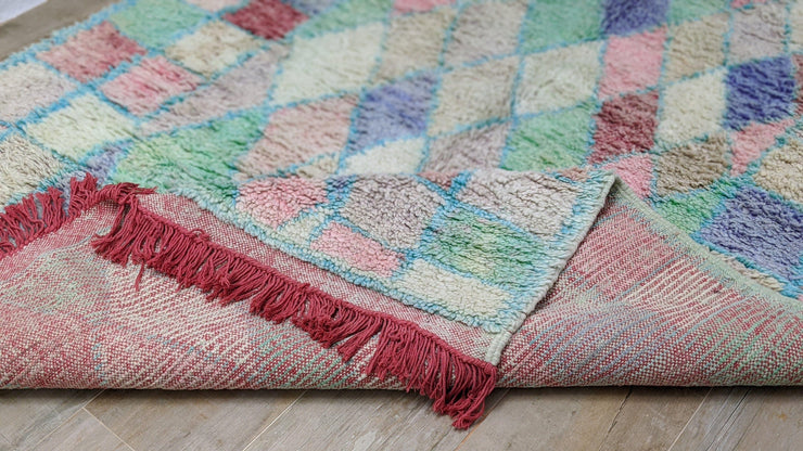 Handmade Azilal rug, 235 x 150 cm || 7.71 x 4.92 feet - KENZA & CO