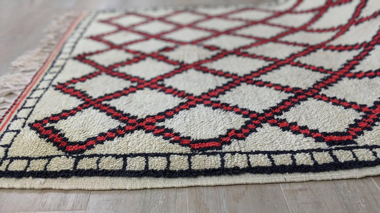Vintage Boujaad rug, 285 x 160 cm || 9.35 x 5.25 feet - KENZA & CO