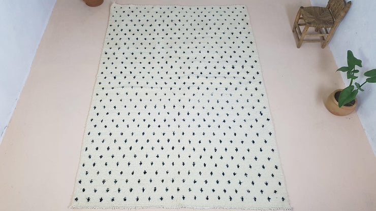 Beni Ouarain rug, 245 x 165 cm || 8.04 x 5.41 feet - KENZA & CO