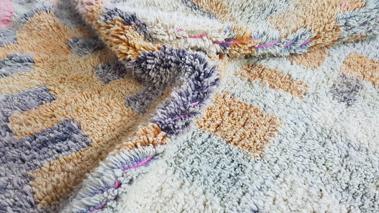 Handmade Azilal rug, 260 x 145 cm || 8.53 x 4.76 feet - KENZA & CO