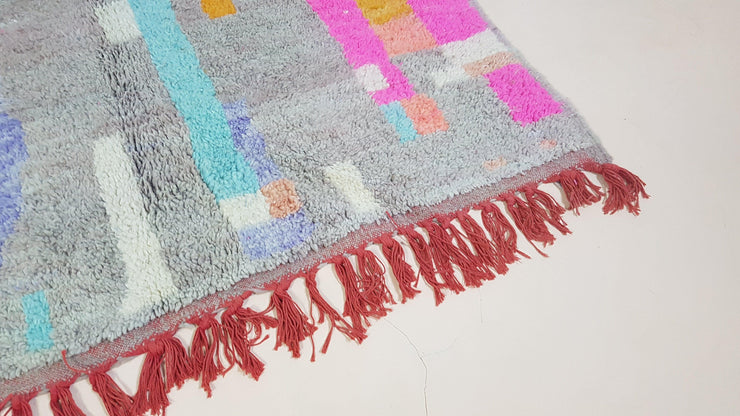 Handmade Azilal rug, 240 x 150 cm || 7.87 x 4.92 feet - KENZA & CO