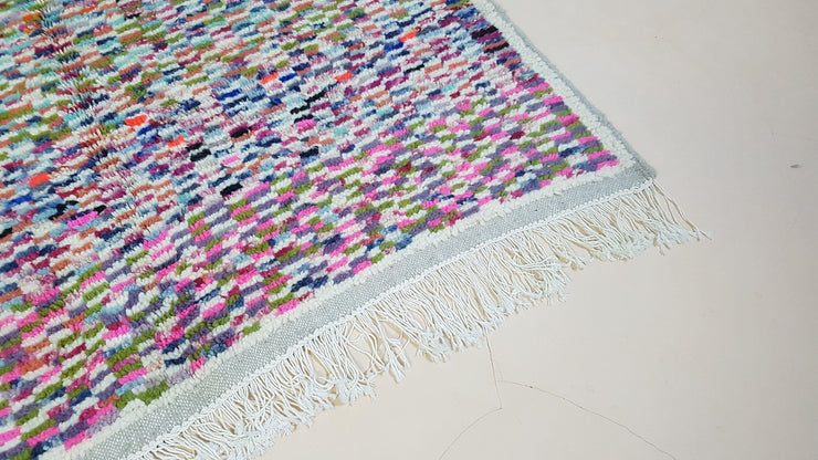 Handmade Azilal rug, 230 x 145 cm || 7.55 x 4.76 feet - KENZA & CO