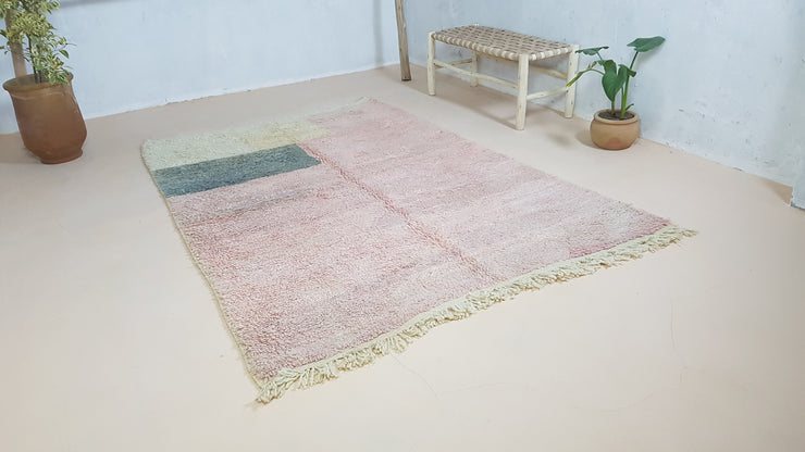 Handmade Azilal rug, 235 x 165 cm || 7.71 x 5.41 feet