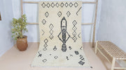 Handmade Azilal rug, 265 x 145 cm || 8.69 x 4.76 feet - KENZA & CO