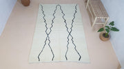 Beni Ouarain rug, 245 x 155 cm || 8.04 x 5.09 feet - KENZA & CO