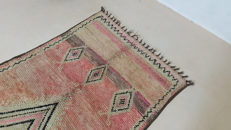 Vintage Boujaad rug, 245 x 130 cm || 8.04 x 4.27 feet - KENZA & CO